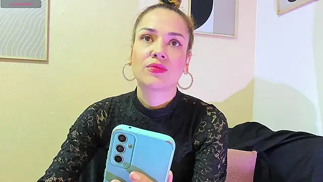 camilawm19 online show from 03.20.25