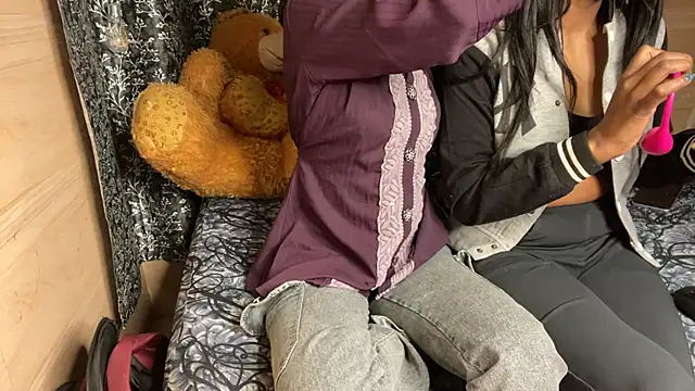 Snapshot of mystical_zara chatting on 01.07.25 mystical zara online show from 01.07.25