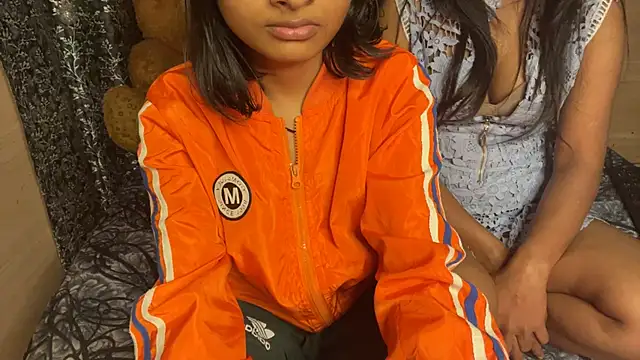 Snapshot of mystical_zara chatting on 01.23.25 mystical zara online show from 01.23.25