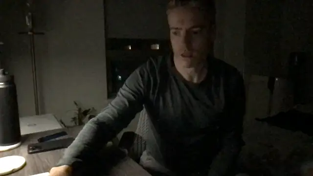 Snapshot of Gingerbushguy chatting on 01.04.25 Gingerbushguy online show from 01.04.25