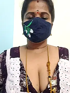 Snapshot of gaurika18 chatting on 06.13.26 gaurika18 online show from 06.13.26