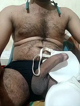 Snapshot of Newalcock chatting on 01.01.25 Newalcock online show from 01.01.25