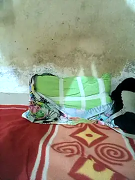 Snapshot of Newalcock chatting on 02.22.25 Newalcock online show from 02.22.25