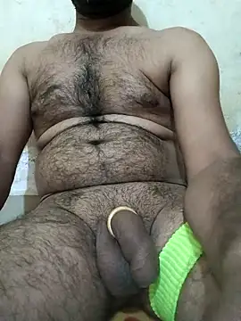 Snapshot of Newalcock chatting on 03.20.25 Newalcock online show from 03.20.25