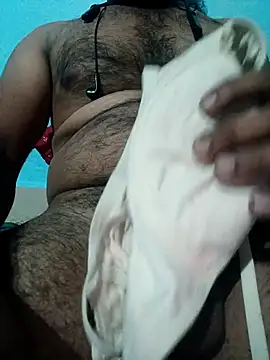 Snapshot of Newalcock chatting on 10.13.25 Newalcock online show from 10.13.25