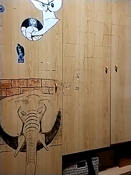 Snapshot of minitranca chatting on 12.20.25 minitranca online show from 12.20.25