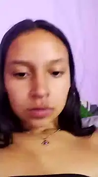 Snapshot of emma_ambar chatting on 12.20.24 emma ambar online show from 12.20.24