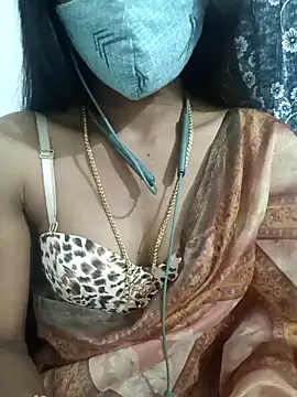 Snapshot of Miakhalifatamil chatting on 02.04.25 Miakhalifatamil online show from 02.04.25