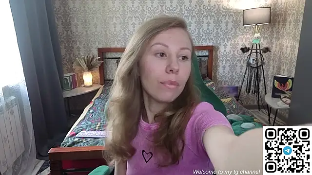 Snapshot of Lill_Mary chatting on 05.25.26 Lill Mary online show from 05.25.26