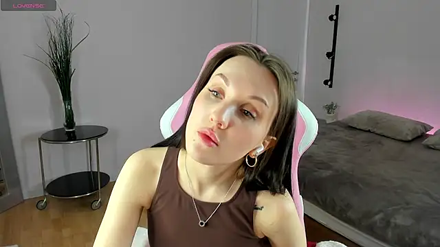 Snapshot of Wendy_mm chatting on 03.20.25 Wendy mm online show from 03.20.25