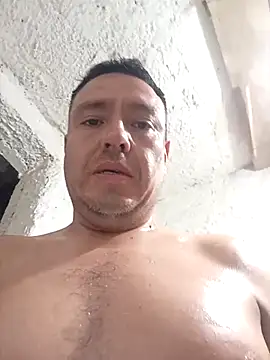 Snapshot of strip_1212 chatting on 12.14.25 strip 1212 online show from 12.14.25