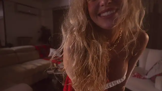 Snapshot of HeyBananas chatting on 12.27.24 HeyBananas online show from 12.27.24