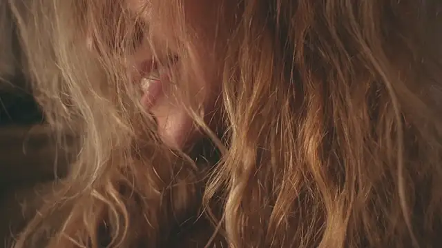 Snapshot of HeyBananas chatting on 01.27.25 HeyBananas online show from 01.27.25