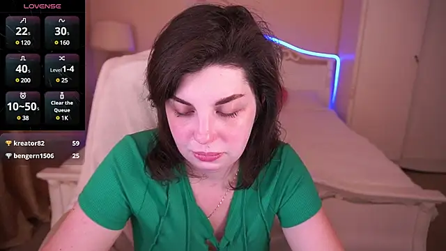 MirandaWong online show from 02.05.25