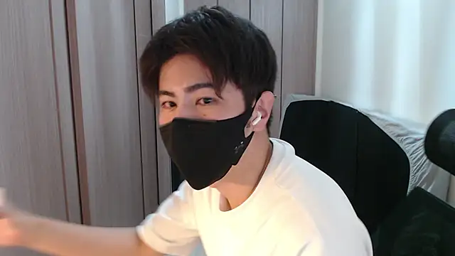 Snapshot of ryota_kkk chatting on 01.21.25 ryota kkk online show from 01.21.25