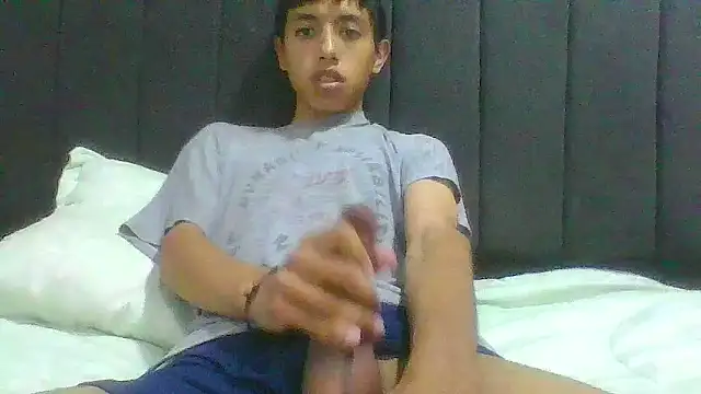 Snapshot of danuel23 chatting on 11.19.25 danuel23 online show from 11.19.25