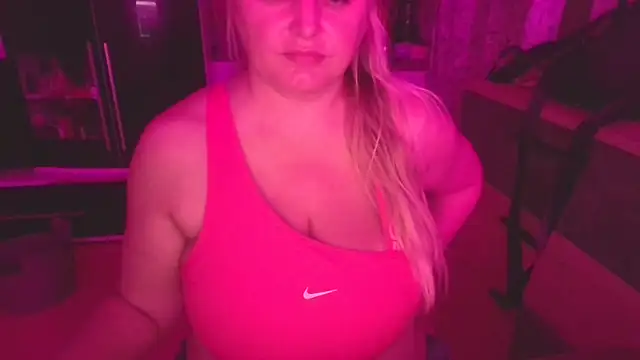 Meliss Official9 online show from 09.18.25