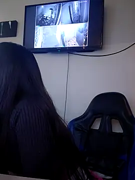 Catalehia Milk online show from 04.03.26