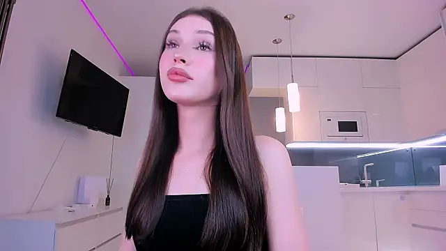 Snapshot of sharon_forever chatting on 09.11.25 sharon forever online show from 09.11.25