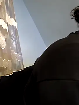 NewyorkDimi online show from 10.31.25