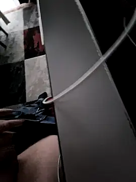 Snapshot of Warumnicht1980 chatting on 12.18.24 Warumnicht1980 online show from 12.18.24