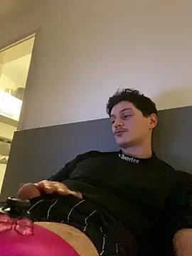 Snapshot of sunnyboy25 chatting on 03.16.26 sunnyboy25 online show from 03.16.26