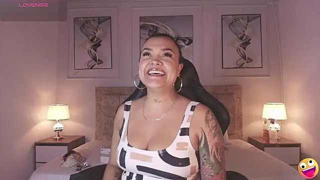 lyn adamns online show from 02.17.25