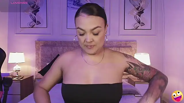 lyn adamns online show from 03.20.25