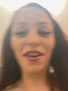 Snapshot of Chiara0102 chatting on 04.29.26 Chiara0102 online show from 04.29.26