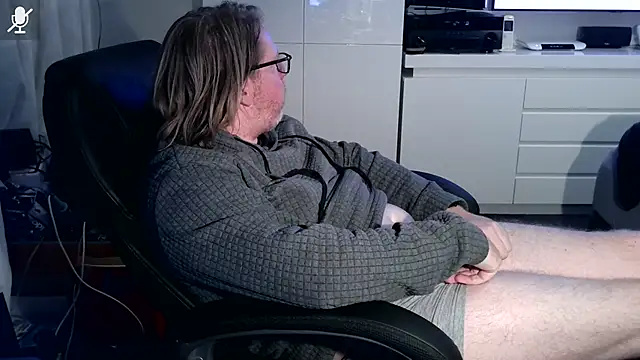 VSteph online show from 10.19.25