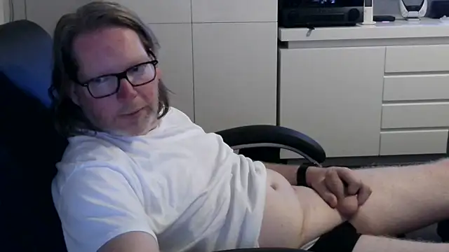 Snapshot of VSteph chatting on 07.08.26 VSteph online show from 07.08.26