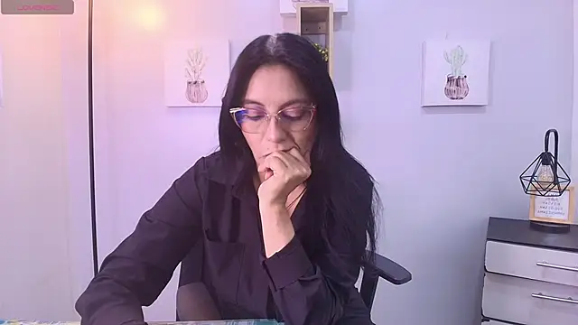 Zuzana21 online show from 04.22.26