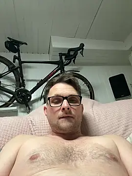 Snapshot of Perry_devot chatting on 01.02.25 Perry devot online show from 01.02.25