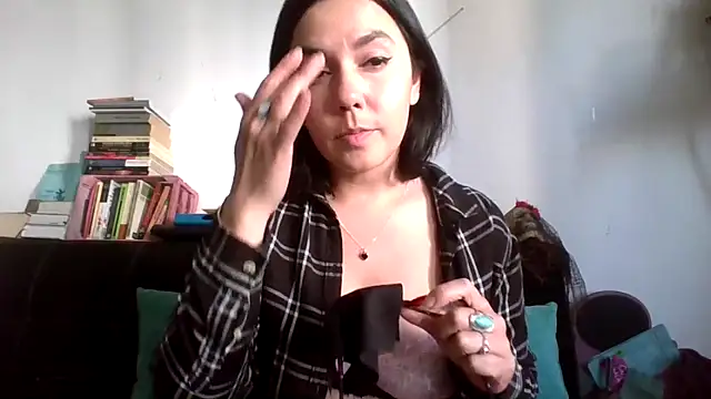 Tiramisu89 online show from 10.31.25