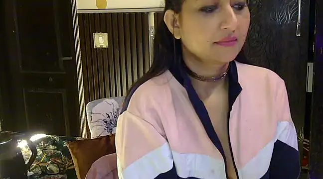 Snapshot of fabdemira chatting on 01.17.25 fabdemira online show from 01.17.25