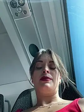 Yasmine47 online show from 09.09.25