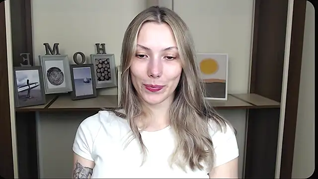 VanessaMay  online show from 03.18.26