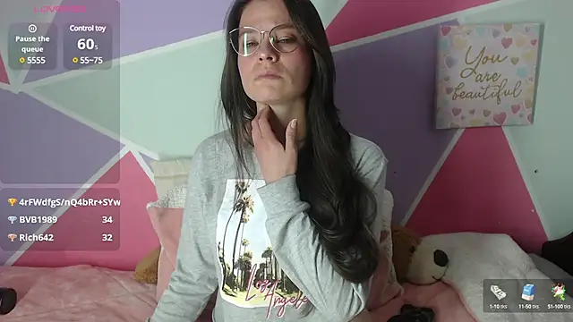 Snapshot of Mily_Miley chatting on 03.03.25 Mily Miley online show from 03.03.25