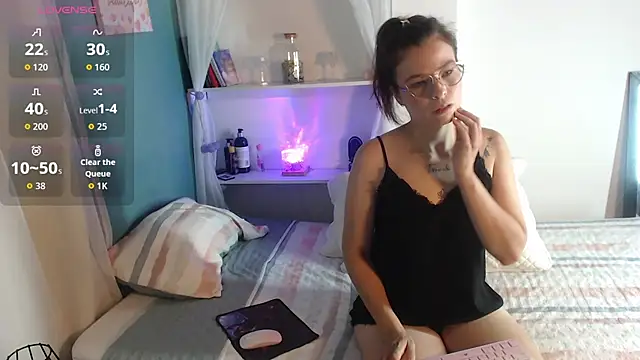 Snapshot of Mily_Miley chatting on 01.31.26 Mily Miley online show from 01.31.26