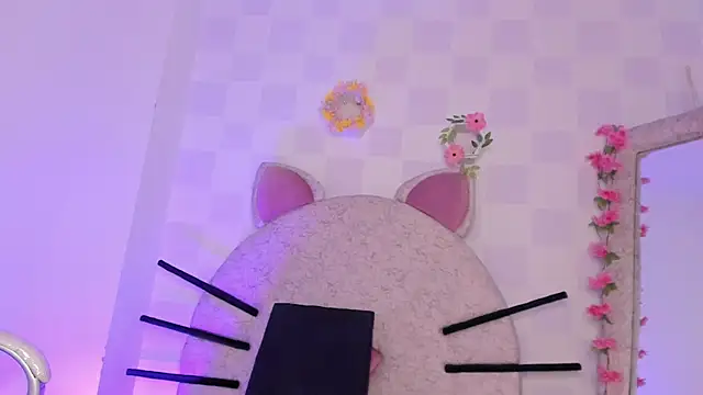 Snapshot of Marilyn_rouse_ chatting on 01.24.25 Marilyn rouse online show from 01.24.25