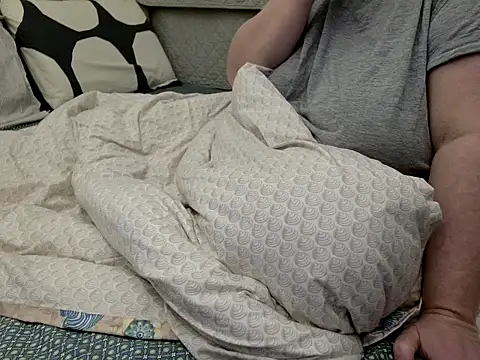 Snapshot of MarthaBriest chatting on 02.04.26 MarthaBriest online show from 02.04.26