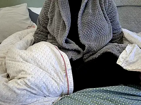 Snapshot of MarthaBriest chatting on 02.19.26 MarthaBriest online show from 02.19.26