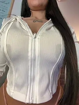 Snapshot of stefania_lerner chatting on 02.10.26 stefania lerner online show from 02.10.26