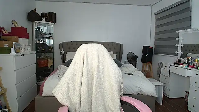 aya saki online show from 01.14.26