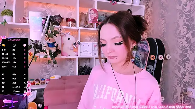 Snapshot of _AsyaSweet chatting on 09.10.25 AsyaSweet online show from 09.10.25