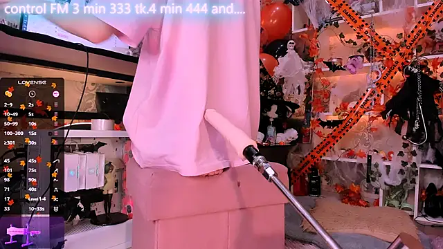 Snapshot of _AsyaSweet chatting on 10.20.25 AsyaSweet online show from 10.20.25