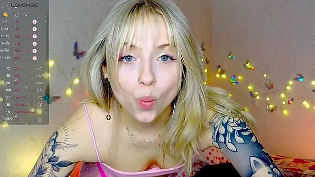 Snapshot of lavenderluxe chatting on 12.29.24 lavenderluxe online show from 12.29.24