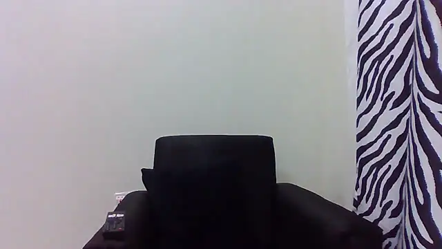 Snapshot of sweets_80 chatting on 05.31.26 sweets 80 online show from 05.31.26