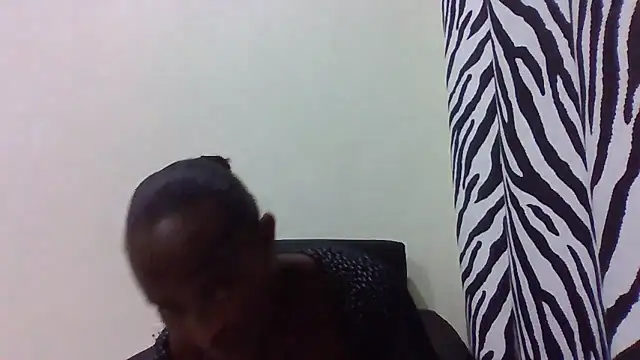 Snapshot of sweets_80 chatting on 06.01.26 sweets 80 online show from 06.01.26