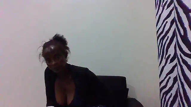 Snapshot of sweets_80 chatting on 06.14.26 sweets 80 online show from 06.14.26